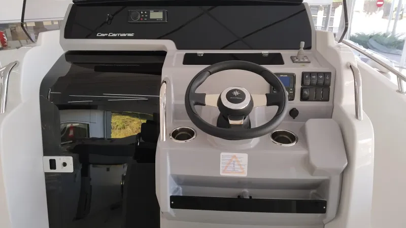 Jeanneau JEANNEAU CAP CAMARAT 7.5 CC SERIE 3 2025