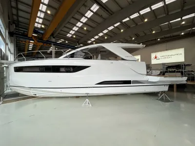 Foto del barco Jeanneau JEANNEAU DB 43 2025