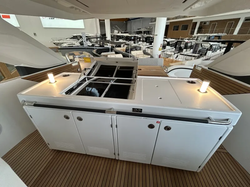 Jeanneau JEANNEAU DB 43 2025