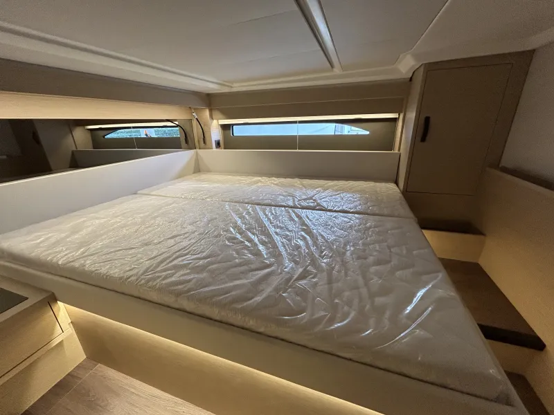 Jeanneau JEANNEAU DB 43 2025