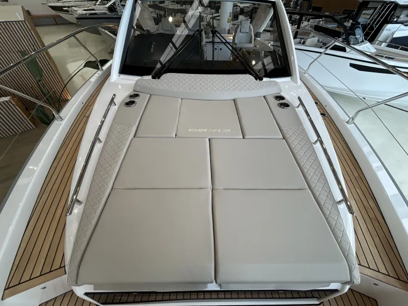 Jeanneau JEANNEAU DB 43 2025