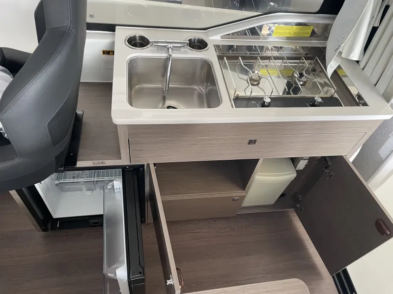 Jeanneau JEANNEAU MERRY FISHER 895 Serie 2 2024