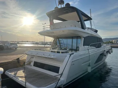 Foto del barco Prestige Yachts PRESTIGE 590 FLY 2023
