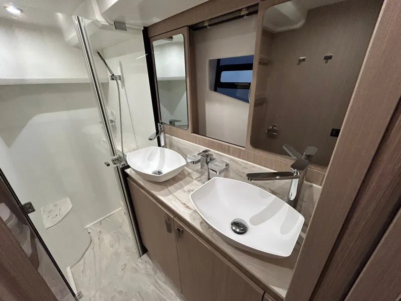 Prestige Yachts PRESTIGE F4.9 FLY 2026