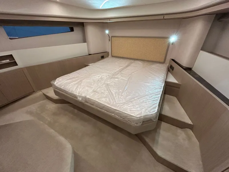 Prestige Yachts PRESTIGE F4.9 FLY 2026