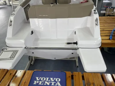 Foto del barco Ranieri International RANIERI NEXT 220 SH 2022