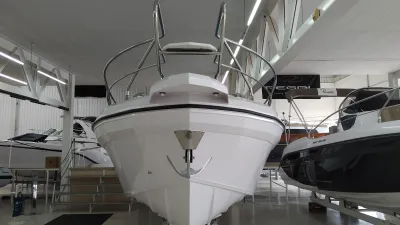 Foto del barco Ranieri International RANIERI NEXT 240 SH 2023