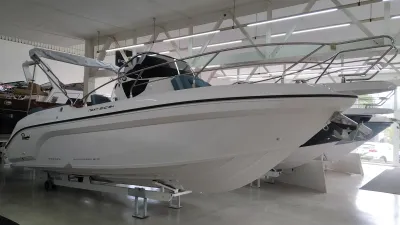 Foto del barco Ranieri International RANIERI NEXT 240 SH 2023