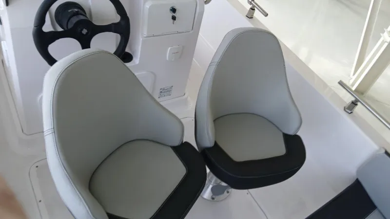 Ranieri International RANIERI VOYAGER 19 S 2021