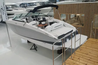 Foto del barco Regal REGAL LS4C 2019