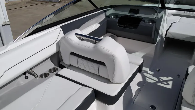 Regal REGAL LX4 2022