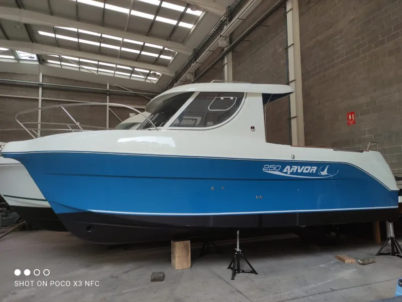 Arvor ARVOR 250 2004