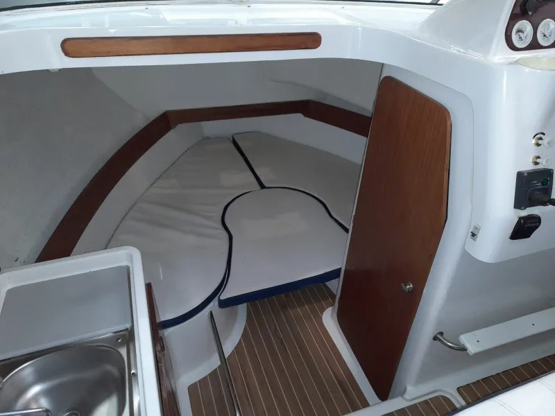 Arvor ARVOR 250 2004