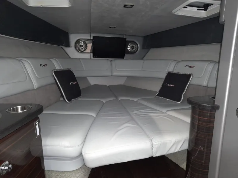 Formula FORMULA 310 SS FX5 2011