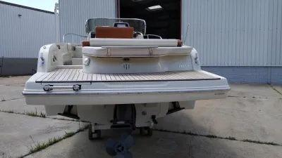 Foto del barco Invictus  INVICTUS 280 CX 2018