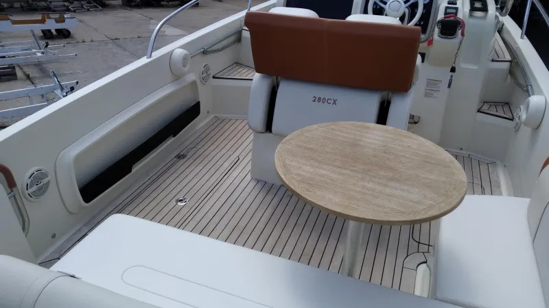 Invictus  INVICTUS 280 CX 2018