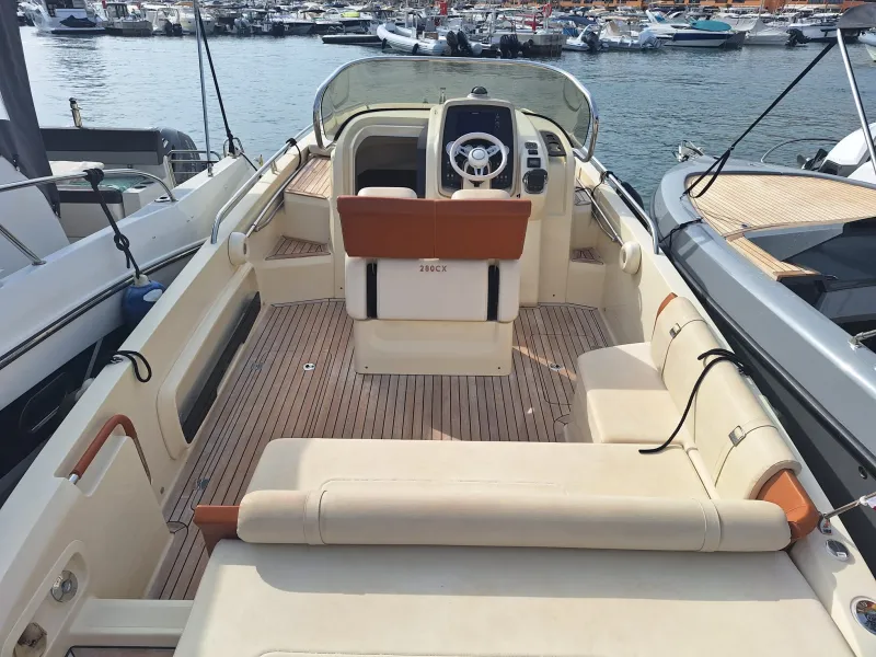 Invictus  INVICTUS 280 CX 2019