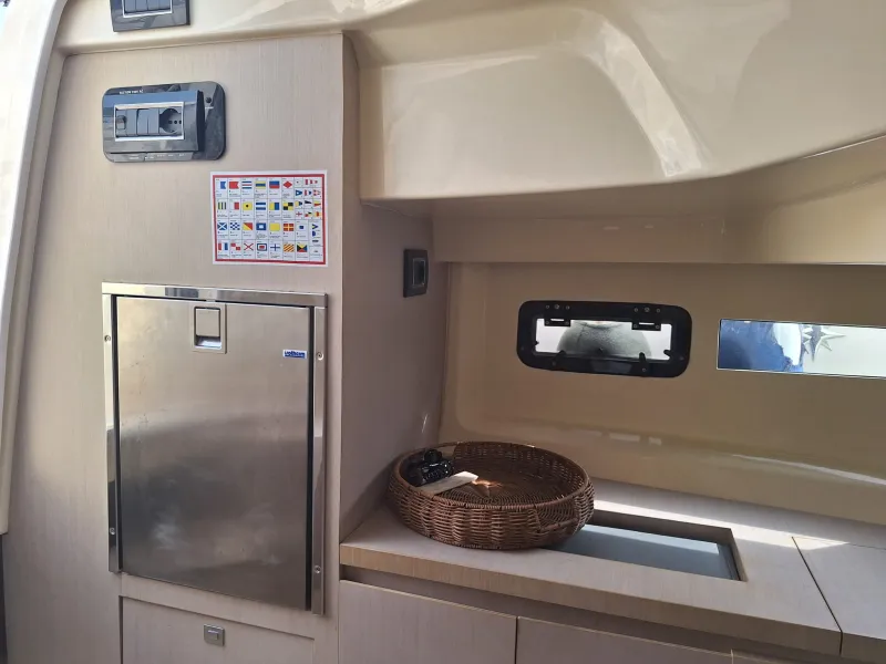 Invictus  INVICTUS 280 CX 2019