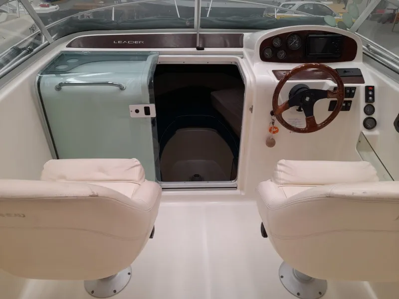 Jeanneau JEANNEAU LEADER 705 2002