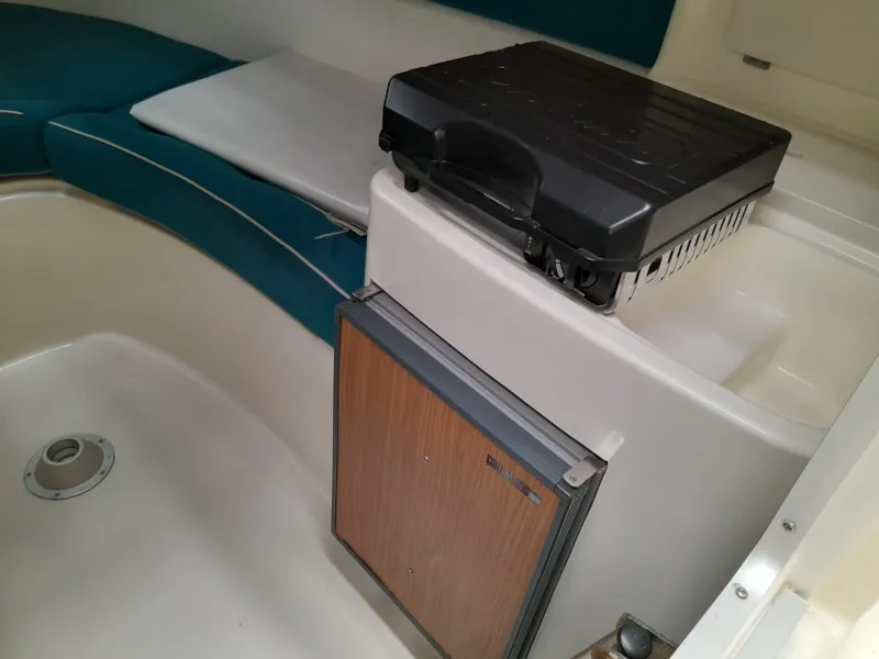 Jeanneau JEANNEAU LEADER 705 2002