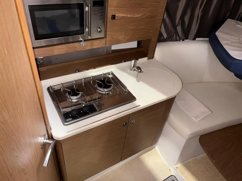 Jeanneau JEANNEAU LEADER 8 2012