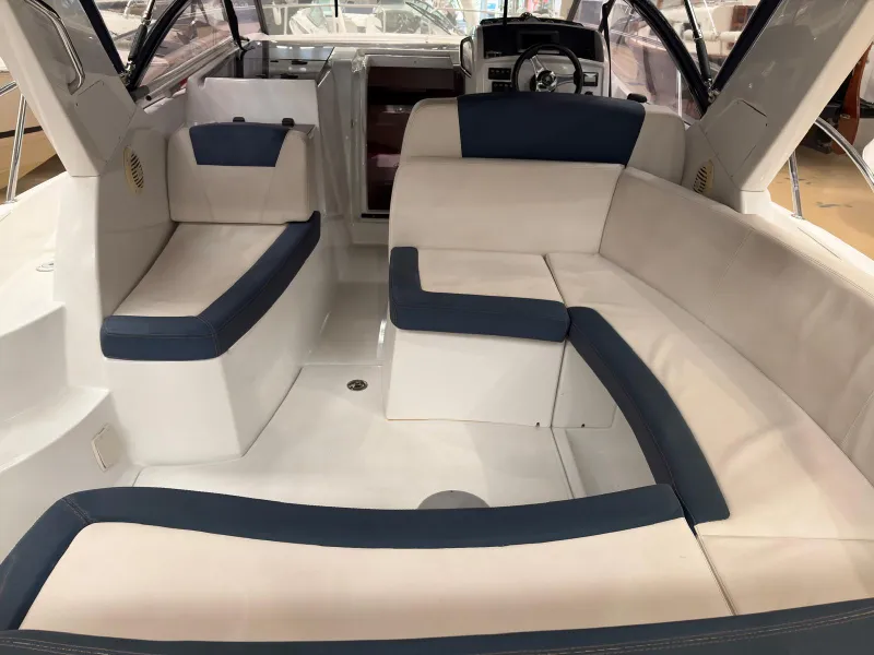 Jeanneau JEANNEAU LEADER 8 2013