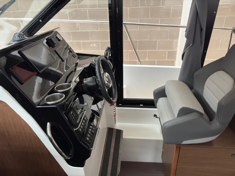 Jeanneau JEANNEAU MERRY FISHER 1095 FLY 2021