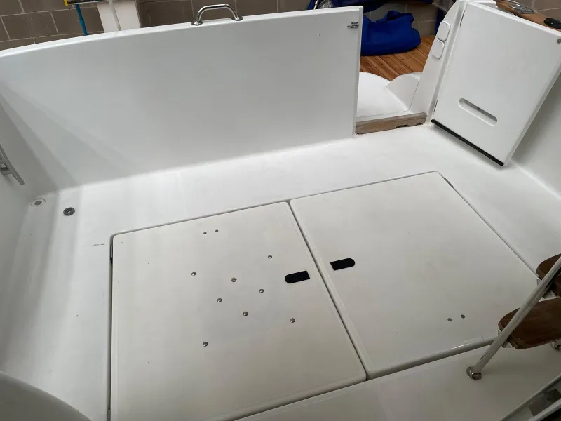 Jeanneau JEANNEAU MERRY FISHER 925 FLY 2004