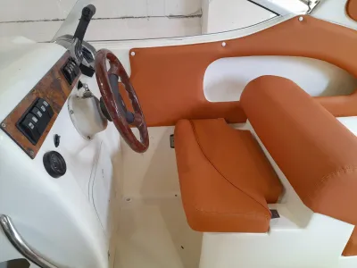 Foto del barco Nadir NADIR COVERLINE 710 2002