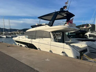 Foto del barco Prestige Yachts PRESTIGE 590 FLY 2023