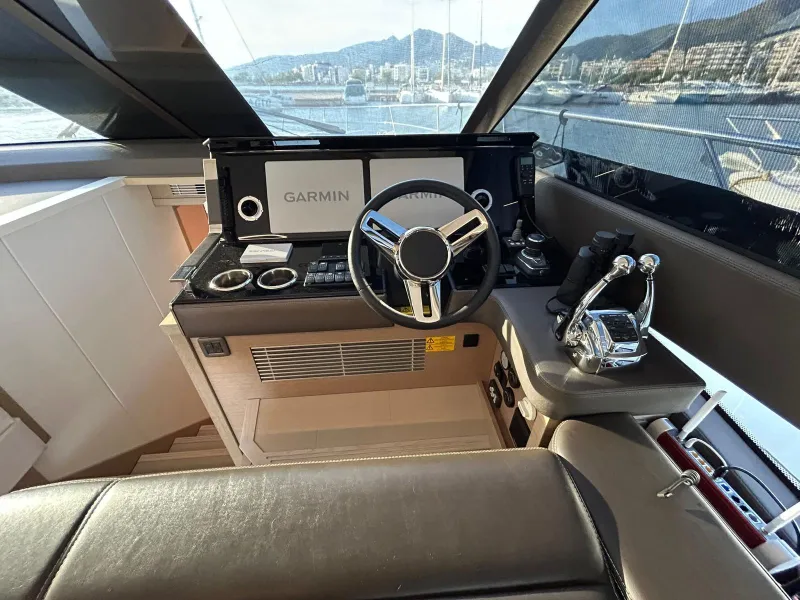 Prestige Yachts PRESTIGE 590 FLY 2023