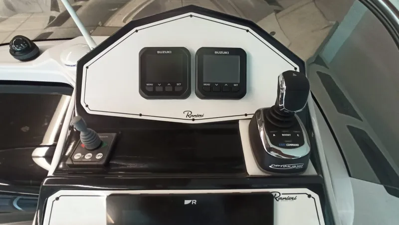 Ranieri International RANIERI CAYMAN 31 SPORT TOURING 2020