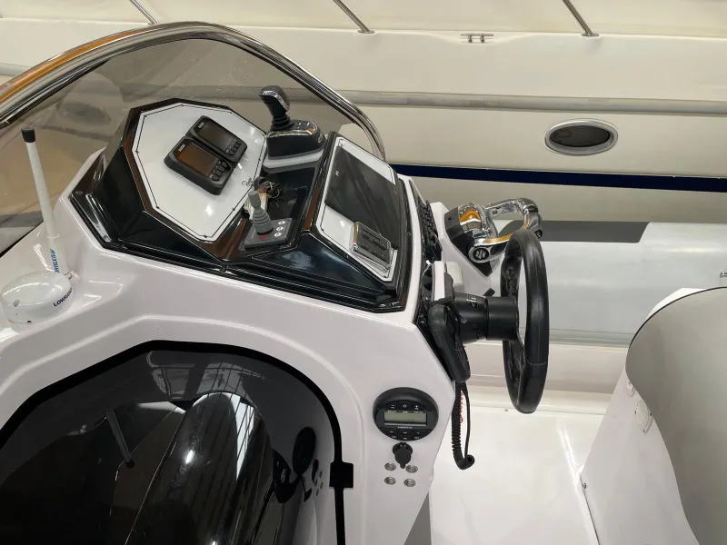 Ranieri International RANIERI CAYMAN 31 SPORT TOURING 2020