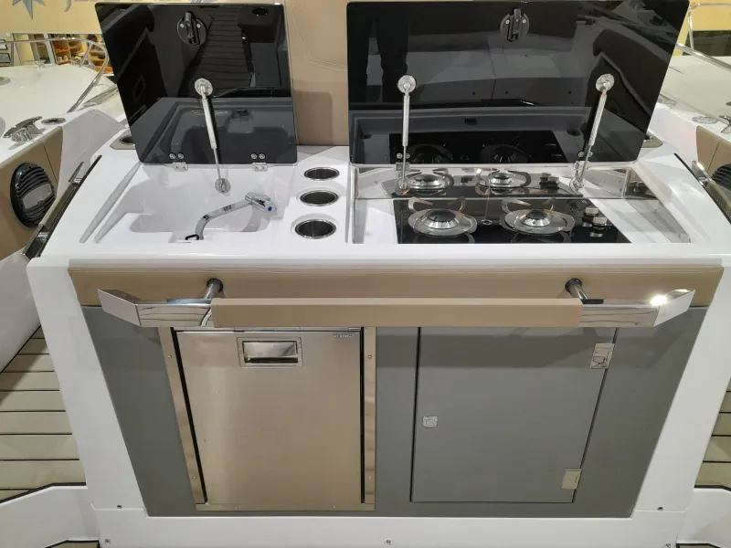 Ranieri International RANIERI NEXT 330 LX 2023