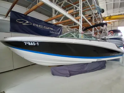 Foto del barco Regal REGAL 2200 2008