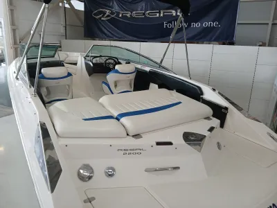 Foto del barco Regal REGAL 2200 2008