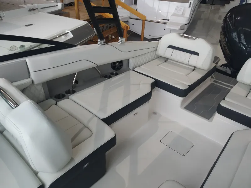 Regal REGAL LX2 2022