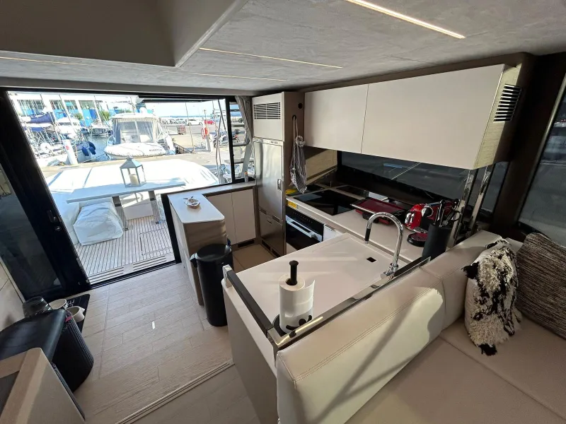 Prestige Yachts PRESTIGE 590 FLY 2023