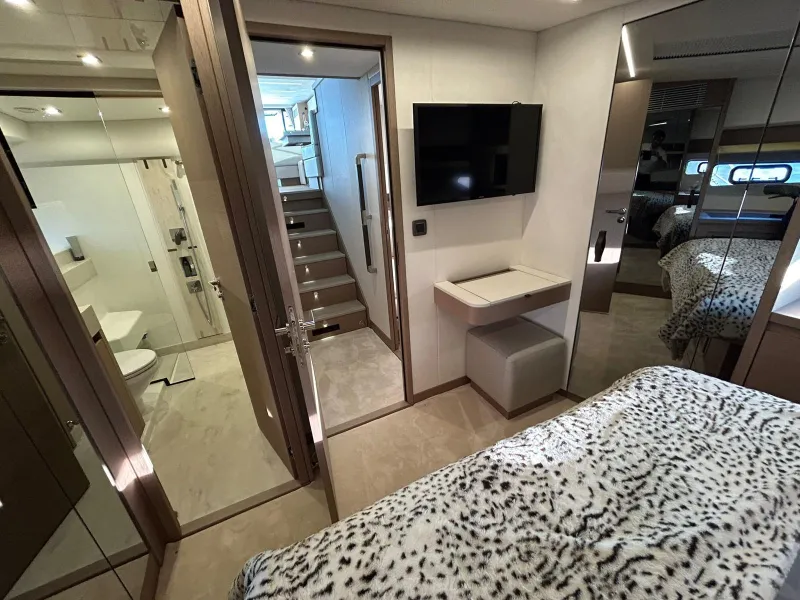 Prestige Yachts PRESTIGE 590 FLY 2023