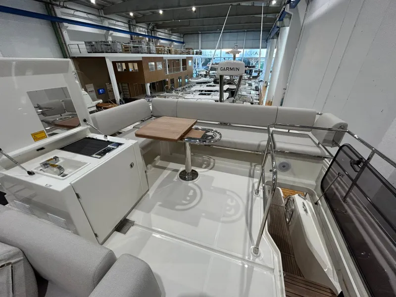 Prestige Yachts PRESTIGE F4.9 FLY 2026