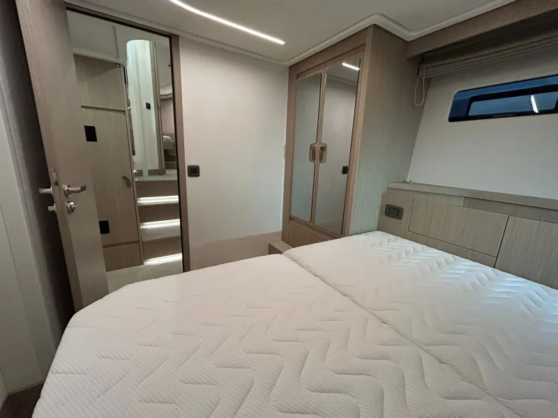 Prestige Yachts PRESTIGE F4.9 FLY 2026