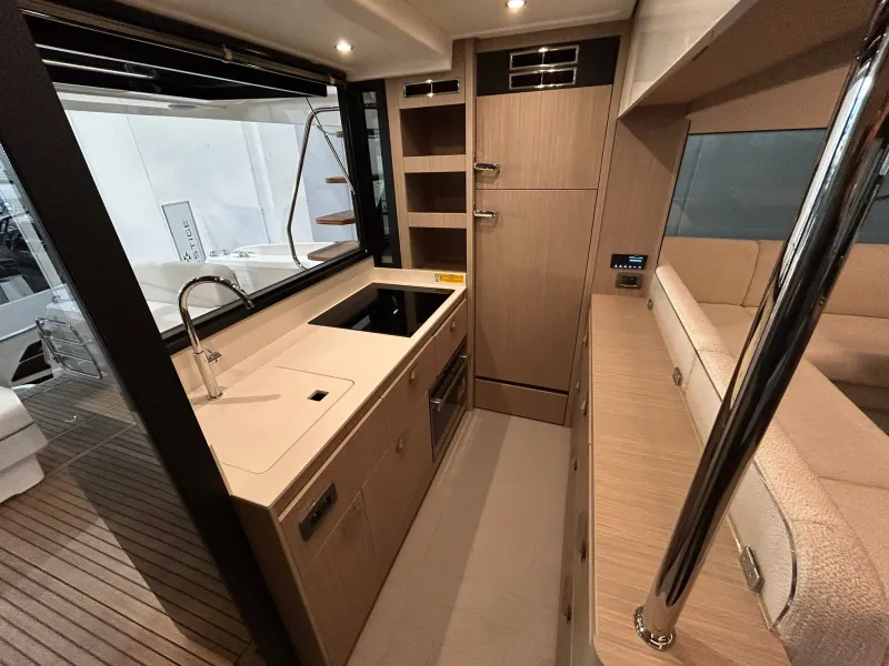 Prestige Yachts PRESTIGE F4.9 FLY 2026