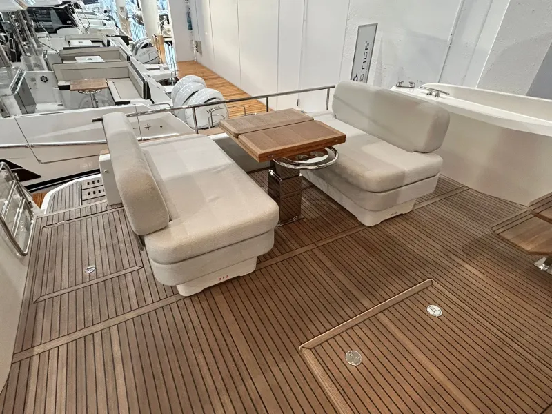 Prestige Yachts PRESTIGE F4.9 FLY 2026