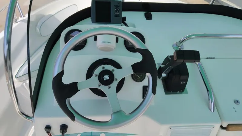 Ocqueteau OCQUETEAU OLYMPIO 630 2004