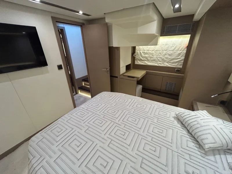 Prestige Yachts PRESTIGE 680 S 2018