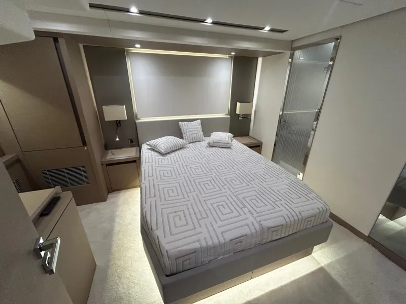 Prestige Yachts PRESTIGE 680 S 2018