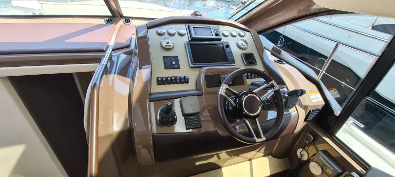 Sessa SESSA C42 2016