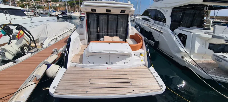 Sessa SESSA C42 2016