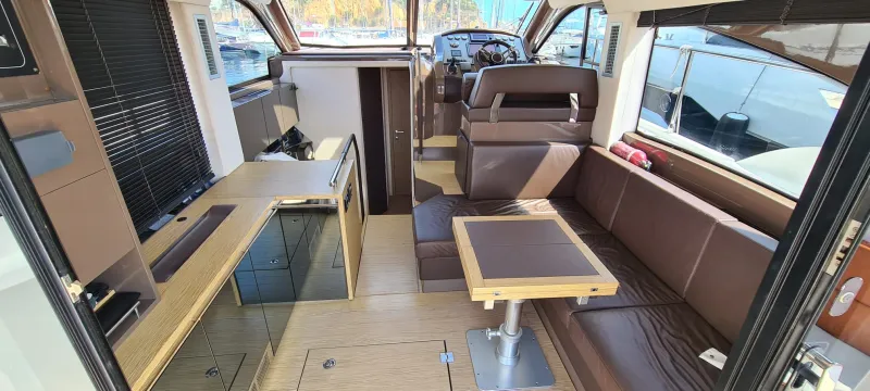 Sessa SESSA C42 2016