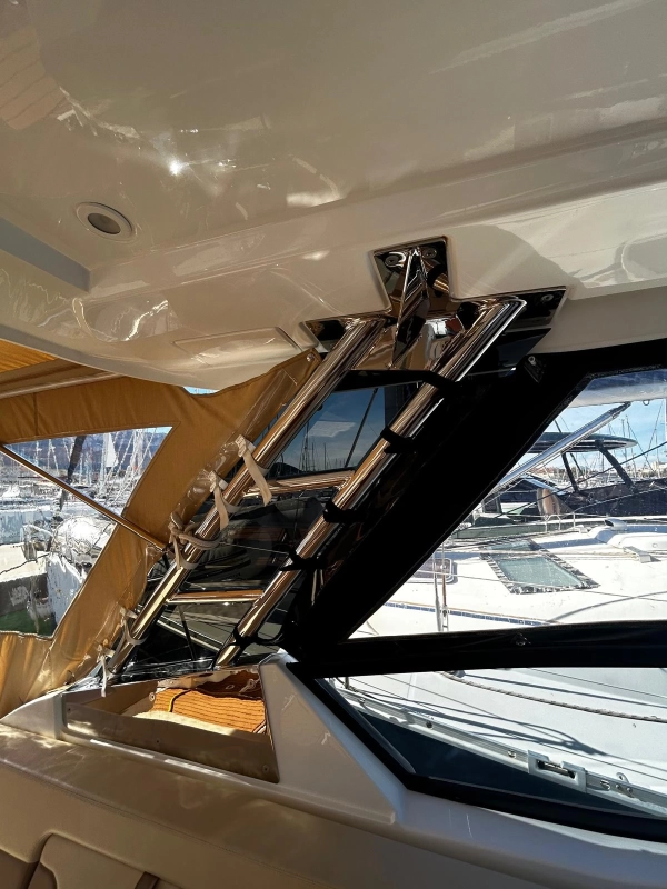 Aquila 32 Sport 2023